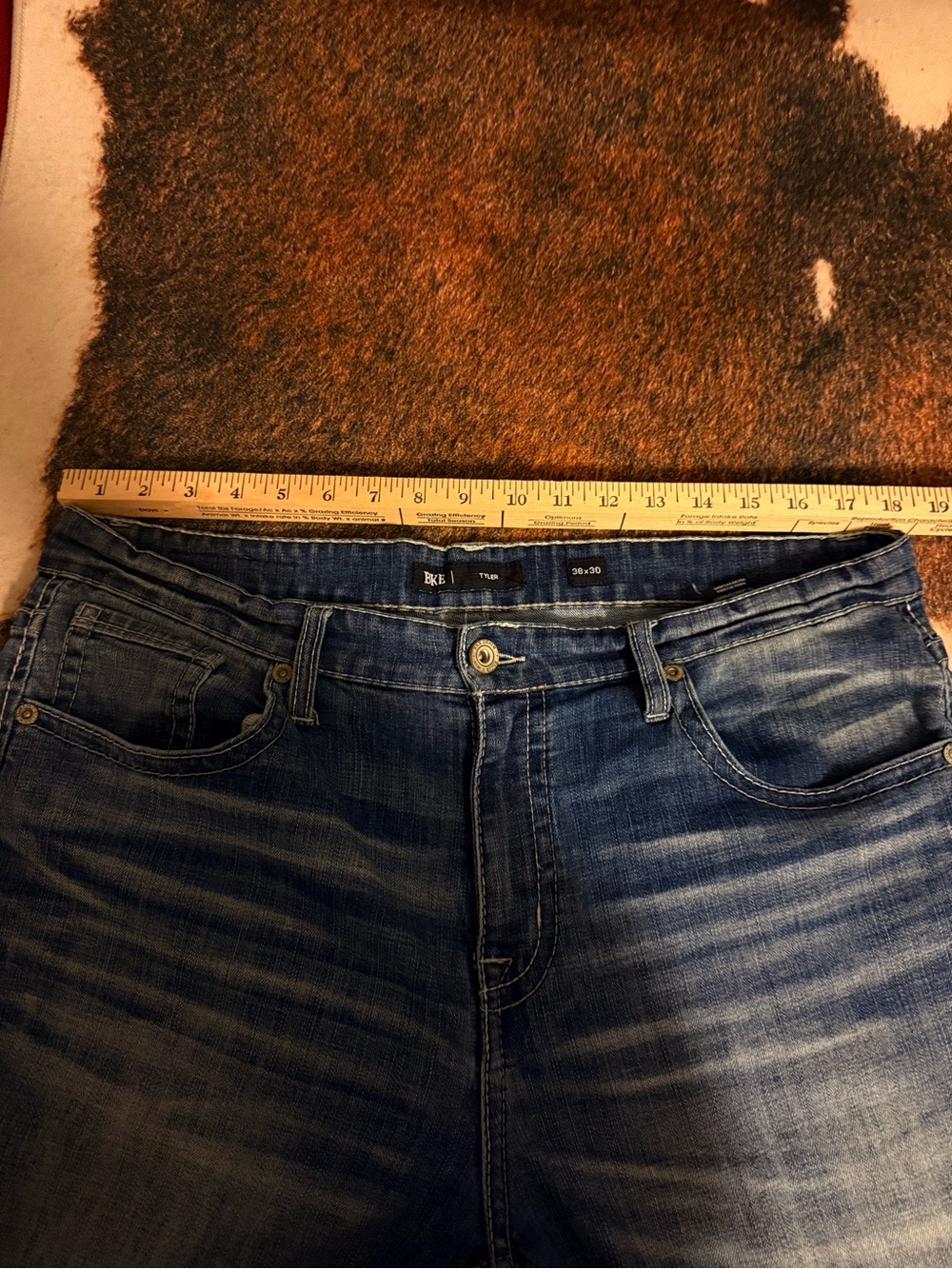 Buckle Men's Blue Denim Jeans - Classic Straight Fit - Picture 3 of 5